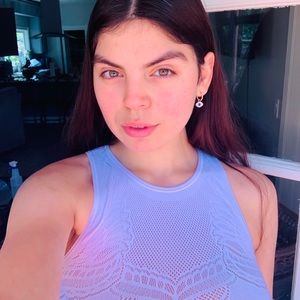 Meet your Posher, Valeira